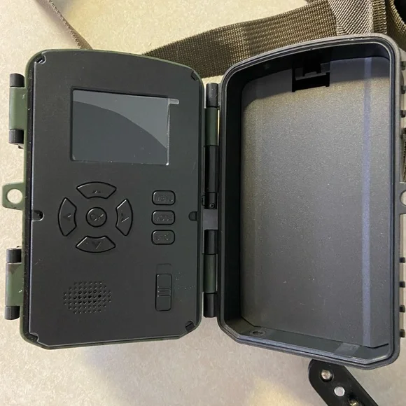 Game camera